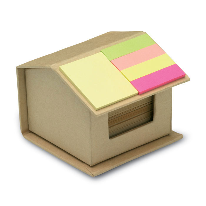 RECYCLOPAD – A set of memo pads made from recycled cardboard, shaped like a house